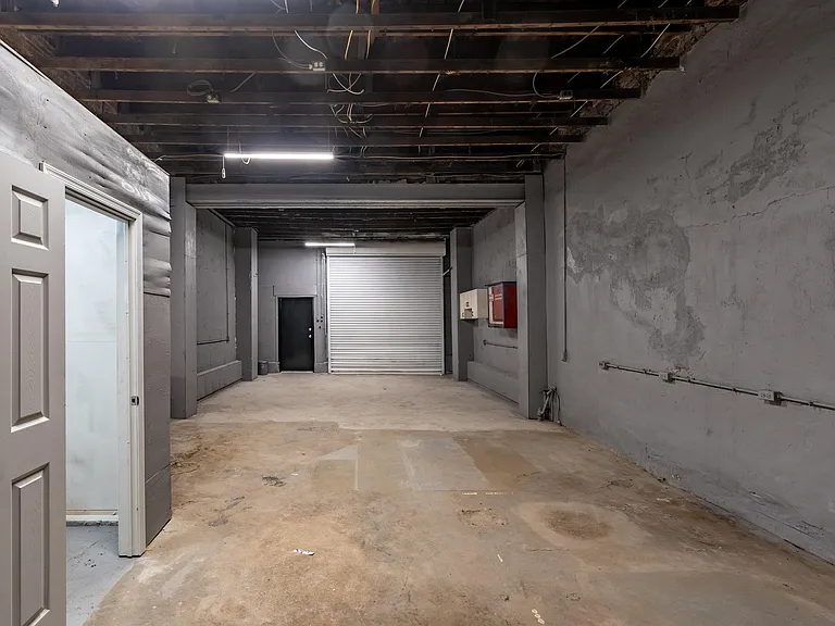 1160 Homestead St #1 — Photo 34