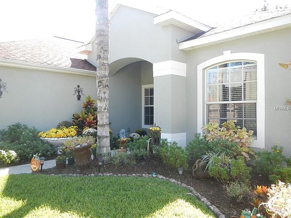 3rd image of 1331 Emerald Hill Way