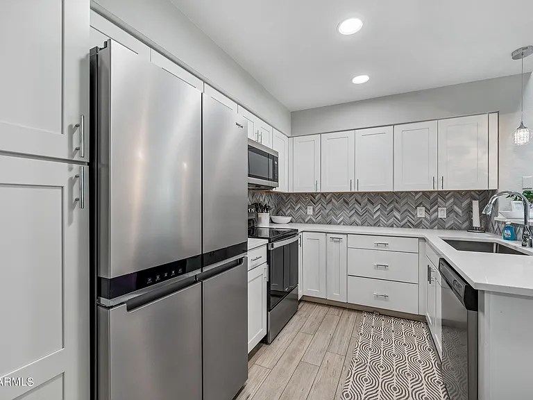 1717 E Union Hills Dr #1052 — Photo 12