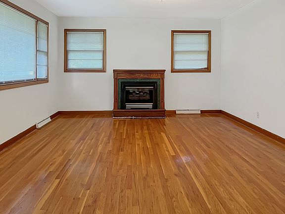 4th image of 1166 Burton Dr