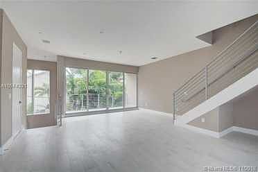 Home For Sale In Victoria Park