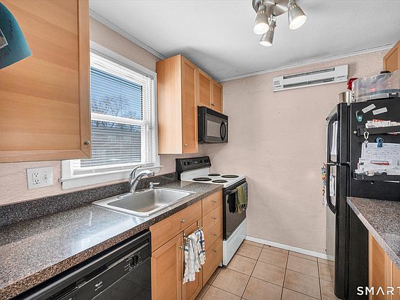 3rd image of 43 Hiltbrand Road #2-9