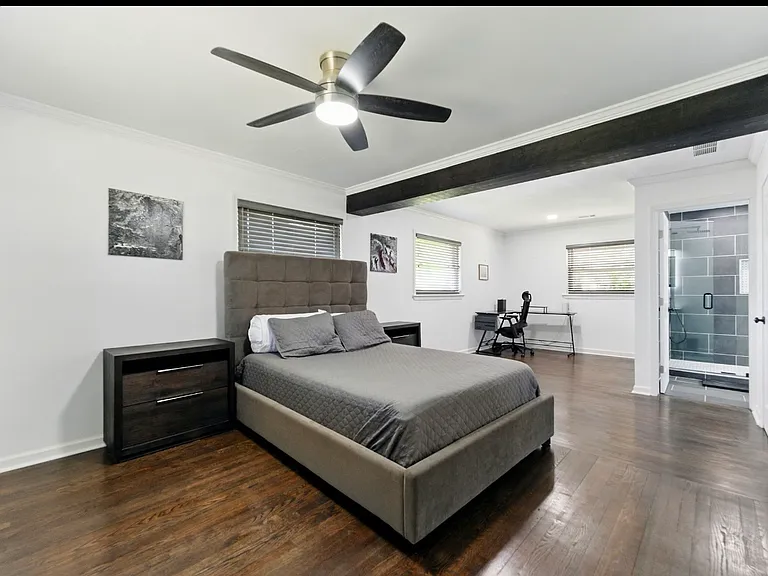 2820 Memorial Dr SE — Photo 11