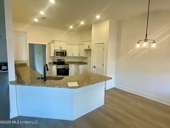 5th image of 248 Farley Rd