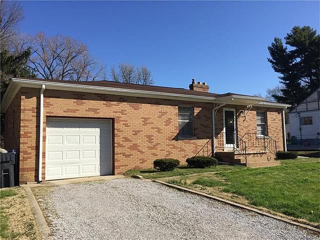 1st image of 12 Estelle Ln