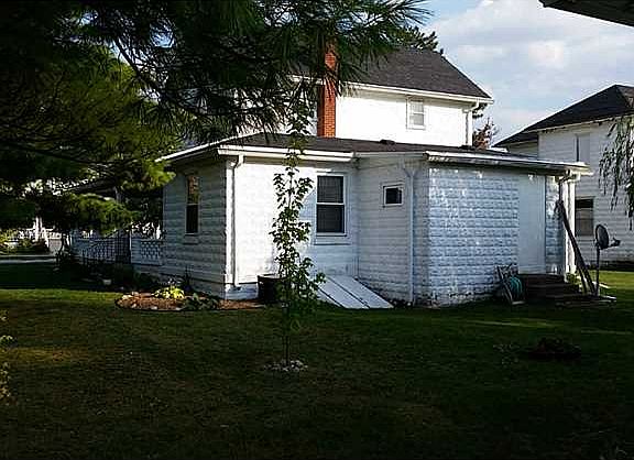 5th image of 100 W Cedar St