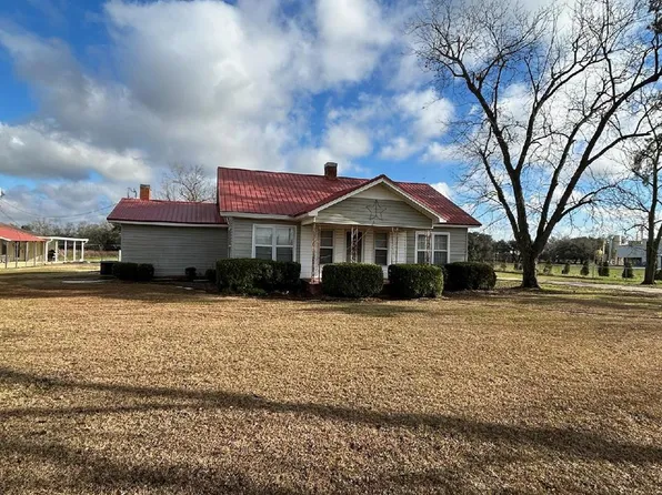 3238 Old Jakin Rd, Donalsonville, GA 39845