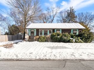 6 Oak Knoll Rd, Natick, MA 01760