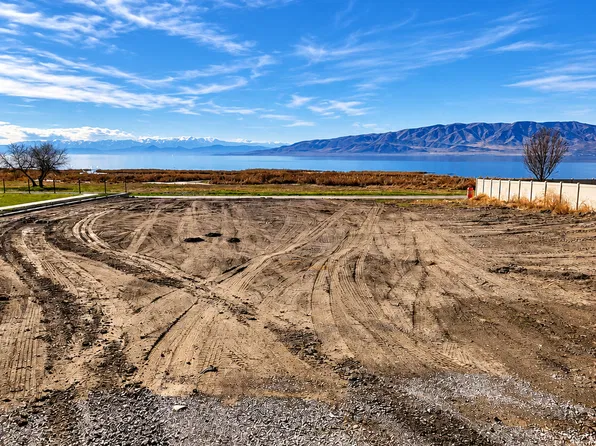 272 S Sunset Dr, Vineyard, UT 84059