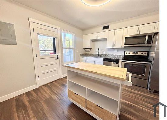 4th image of 9210 E Girard Ave APT 9