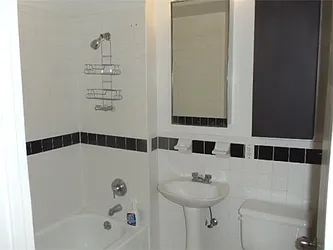 Rented by R New York