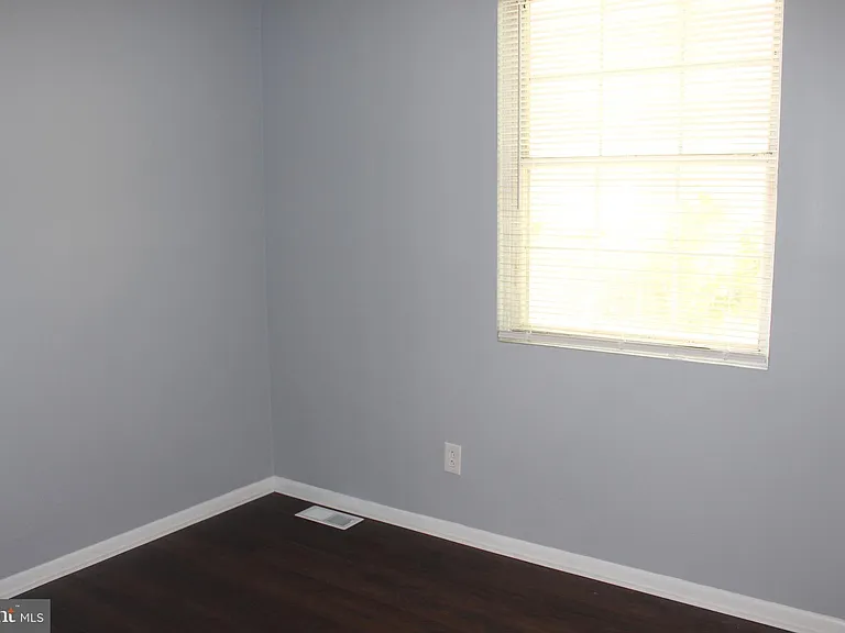 127 Higgins Dr — Photo 12