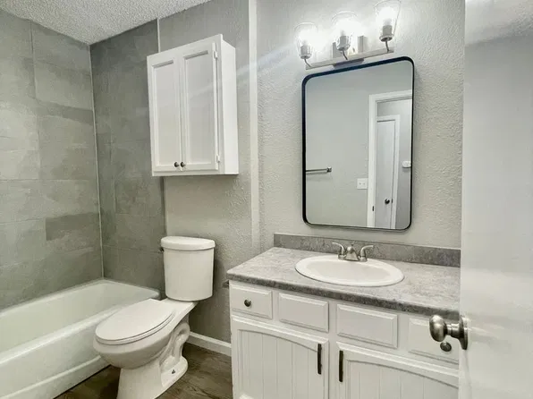 910 E Quincy St, 910 E Quincy St APT 8, Broken Arrow, OK 74012