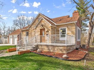 24530 Rouge River Dr, Dearborn Heights, MI