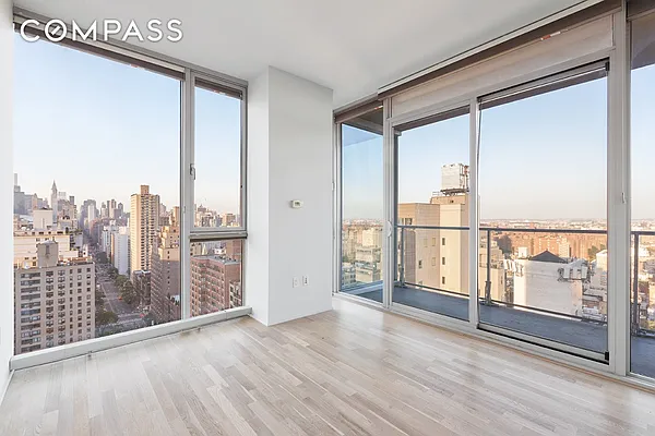 Rented by Compass | media 30