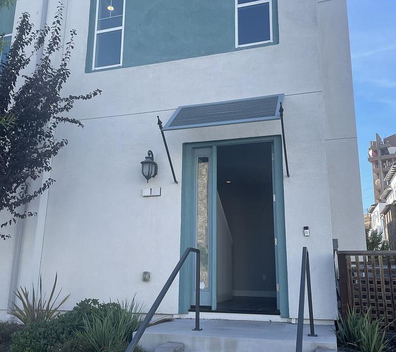1st image of 3091 Lina St Unit 1