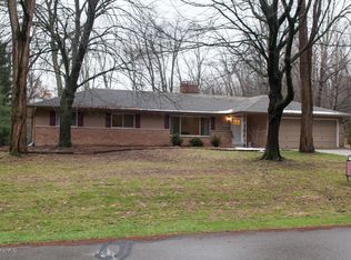 462 E Hamilton Ln, Battle Creek, MI 49015