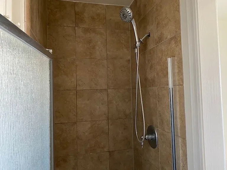 19905 Derbyshire Ln — Photo 11