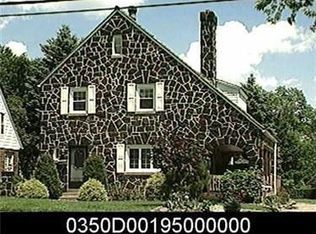 742 Perry Hwy, Pittsburgh, PA 15229