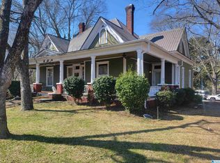 208 Chestnut St, Roanoke, AL 36274