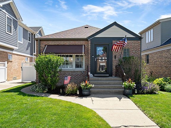 2nd image of 7405 N Odell Ave
