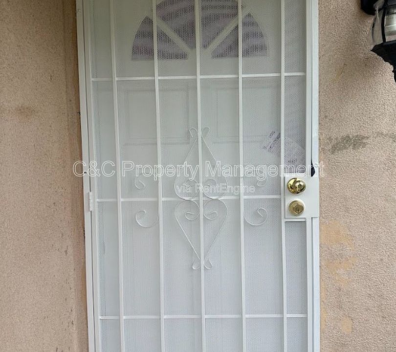 1st image of 1143 W 91st St