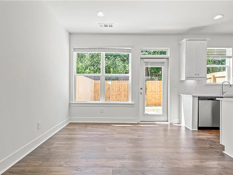 161 Auburn Valley Way — Photo 10