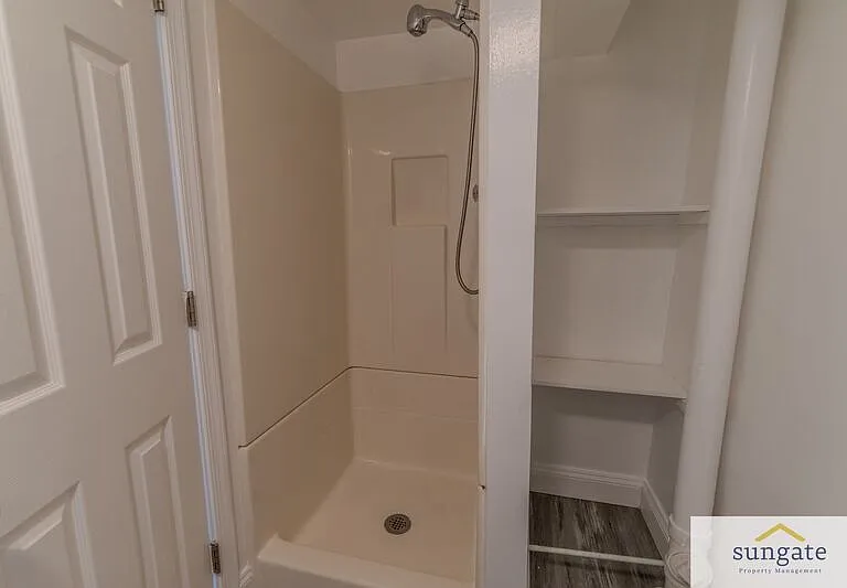 1504 Elrino St — Photo 25