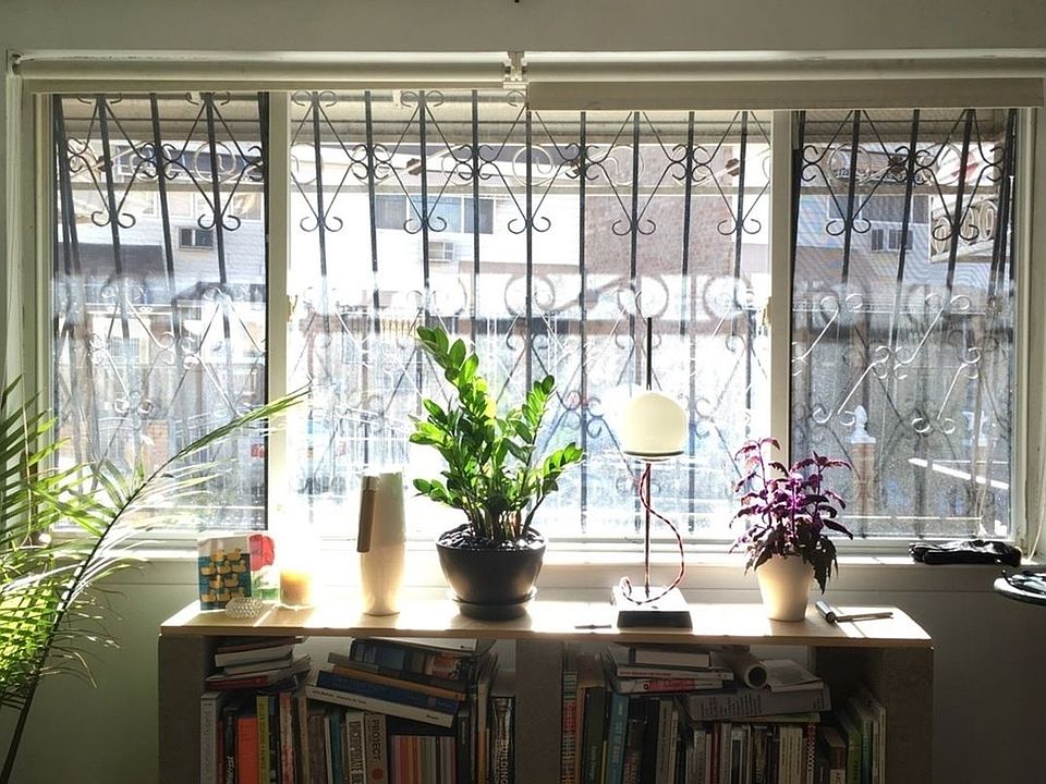 1st image of 7 Bushwick Ct #1