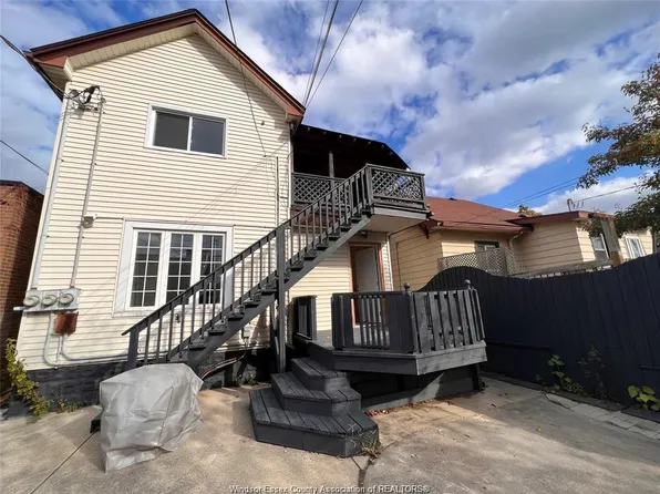 1315 Lincoln Rd, Windsor, ON N8Y 2J2