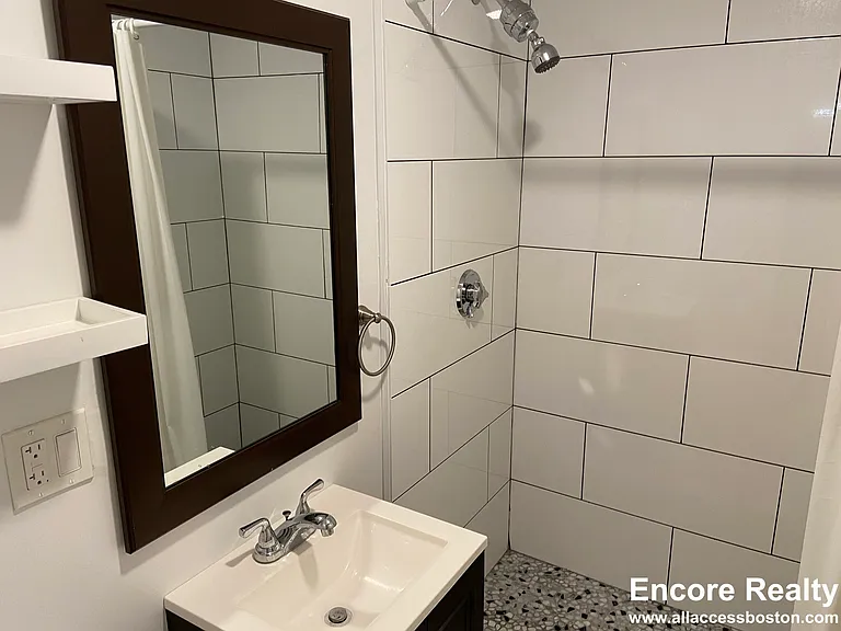 48 Newton St #2 — Photo 26