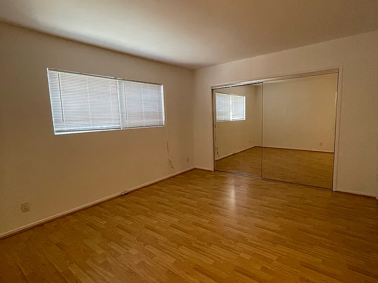 1672 Federal Ave #3 — Photo 8