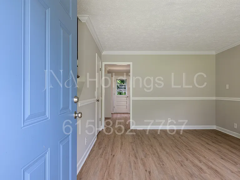 5505 Eulala Dr — Photo 3