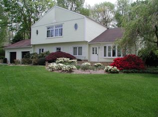 26 Lake Dr, Randolph, NJ 07869