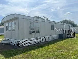 2 bed, 1.0 bath, 768 sqft, $1,100 — Photo 1