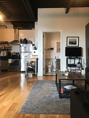 Rented by Smart City Real Estate LLC | media 24