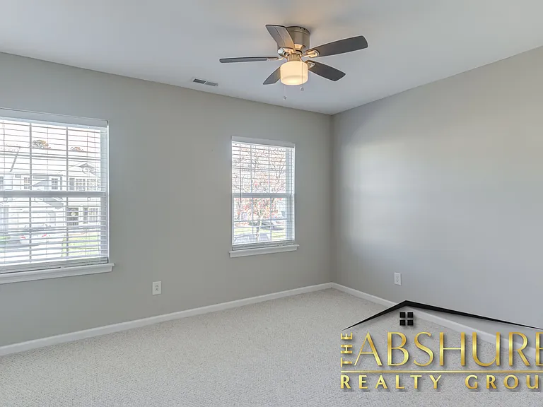 5223 Malik Dr — Photo 19
