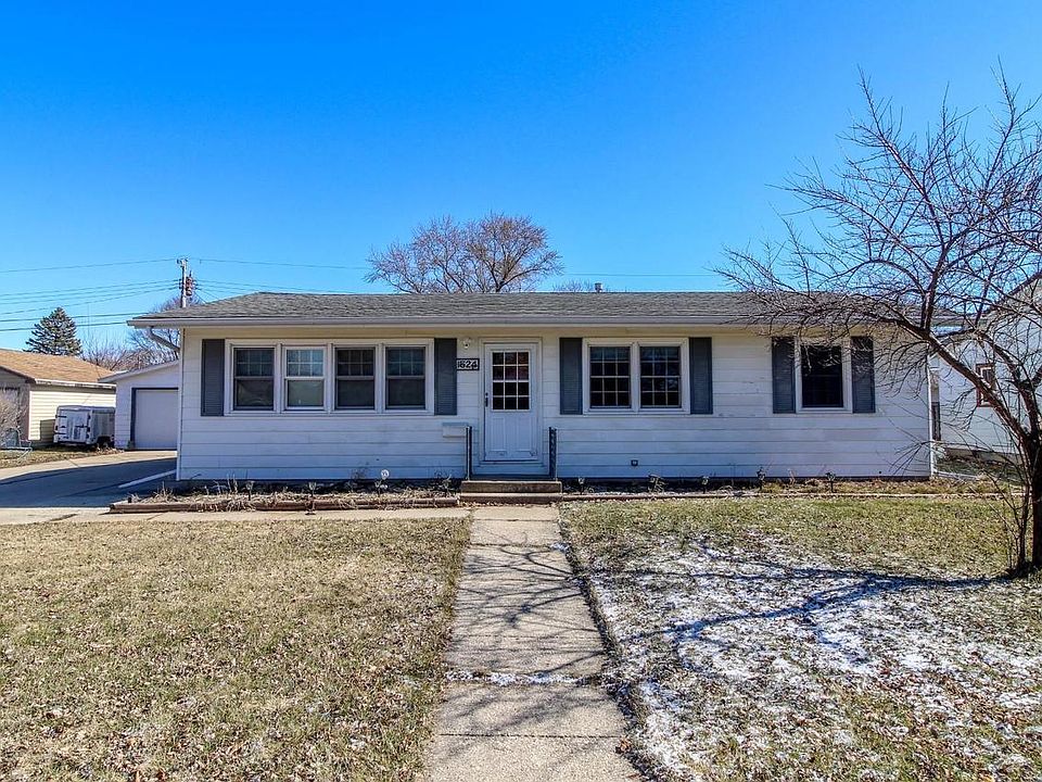 1st image of 1524 Tamarack LANE