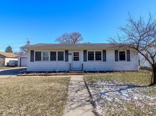 1524 Tamarack Ln, Janesville, WI 53545