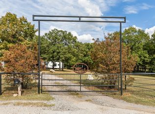 410 Beasley Rd, Combine, TX 75159