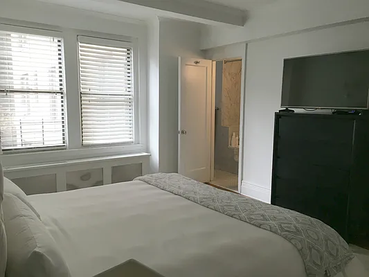 Rented by Oxford Property Group | media 15