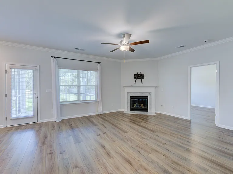 151 Brockway Dr — Photo 19