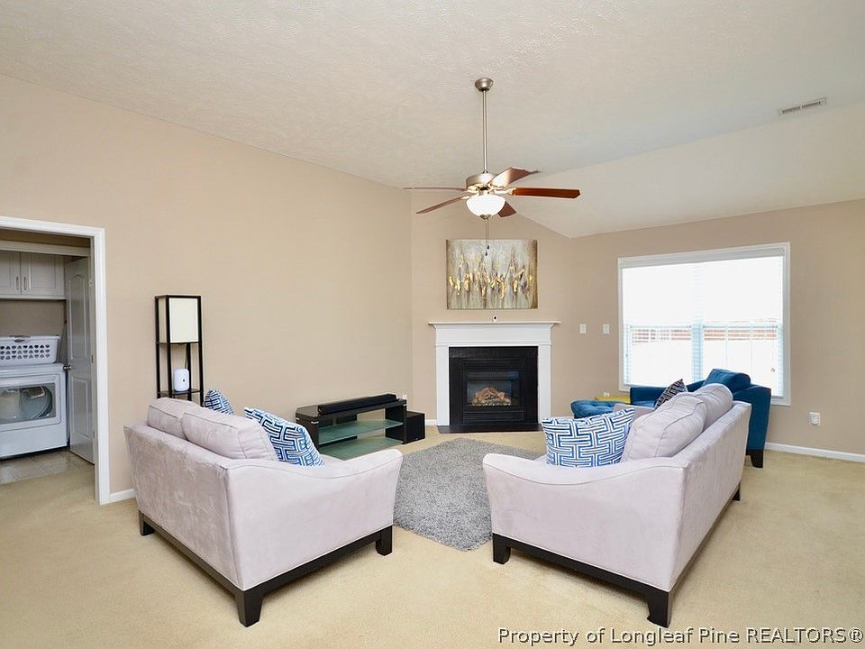 3624 Crosswinds Dr, Hope Mills, NC 28348 Zillow