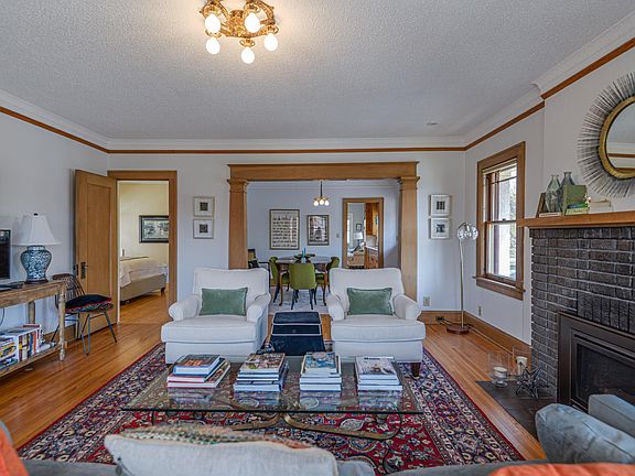 5th image of 4449 Zenith Ave S #2
