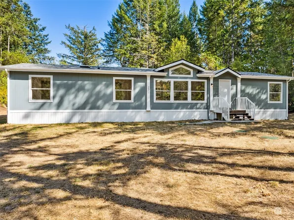 271 E Leffler Loop Road, Grapeview, WA 98546