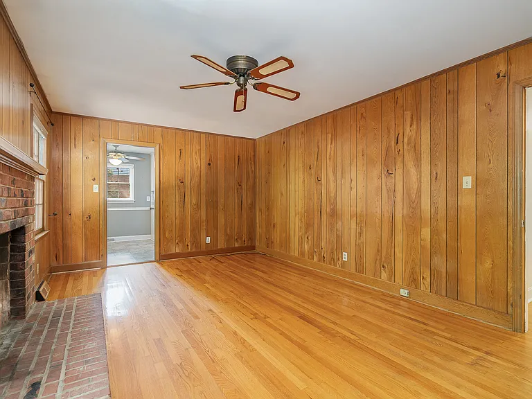 6529 Idlebrook Dr — Photo 23