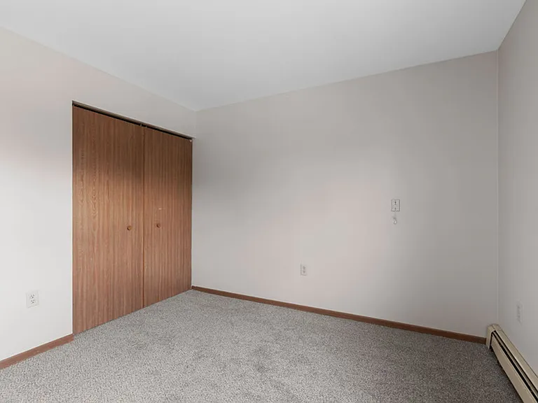Mayville Heights Apartments is a convenient 55+ senior living community with HEAT AND WATER INCLU... — Photo 18