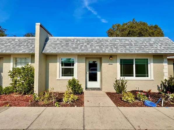 3422 Trophy Blvd, New Port Richey, FL 34655