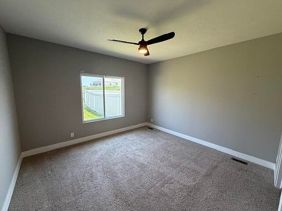 5th image of 8213 S 178th St