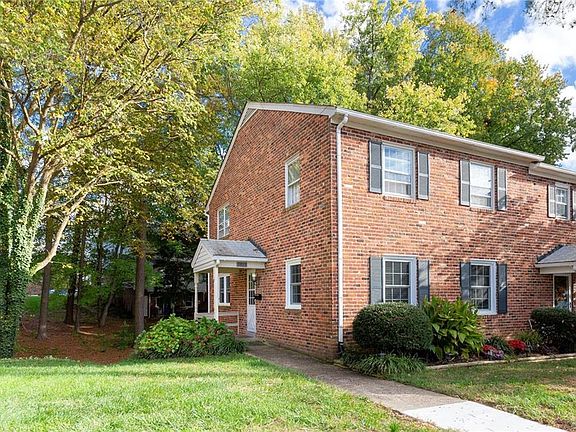 3rd image of 3013 Waddington Dr
